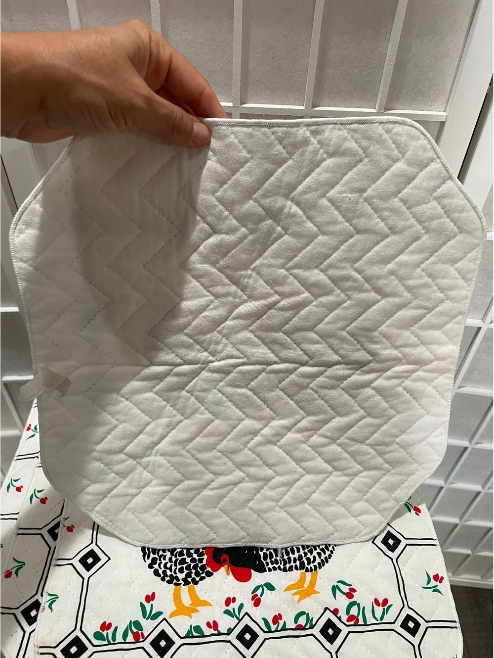 Vintage Quilted Chicken Print Table Mats (set of 4)